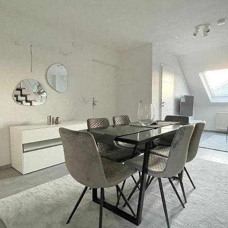 F10 Apartments Ulma Esterno foto