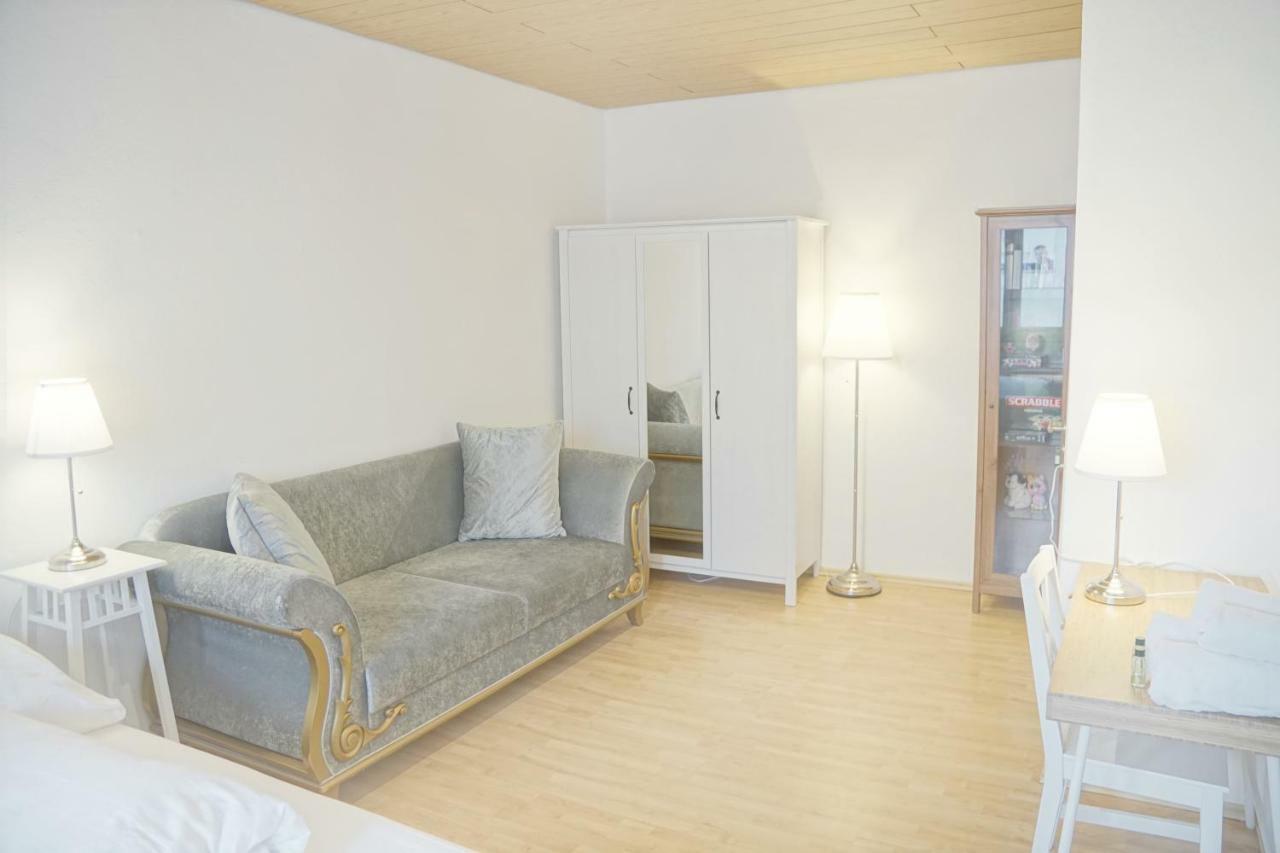 F10 Apartments Ulma Esterno foto