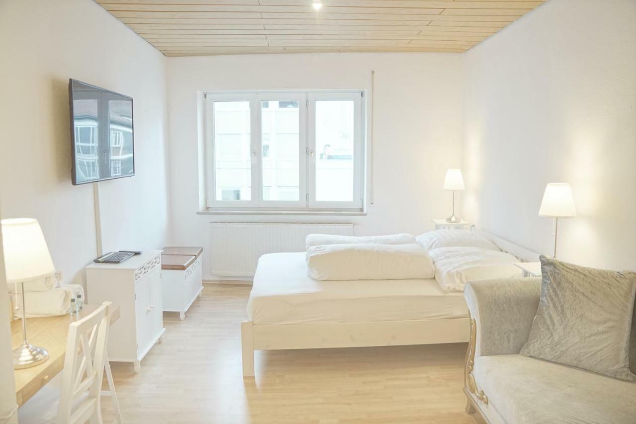 F10 Apartments Ulma Esterno foto